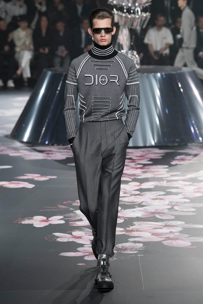 En images : le défilé Dior Homme pre-fall 2019 à Tokyo En images : le défilé Dior Homme pre-fall 2019 à Tokyo