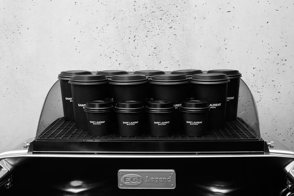 Saint Laurent ouvre un café et un espace d'exposition rue Saint-Honoré Saint Laurent ouvre un café et un espace d'exposition rue Saint-Honoré