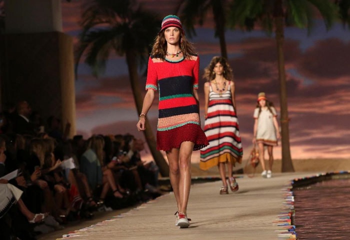 Hilfiger transforms runway into Caribbean escape during NYFW Hilfiger transforms runway into Caribbean escape during NYFW