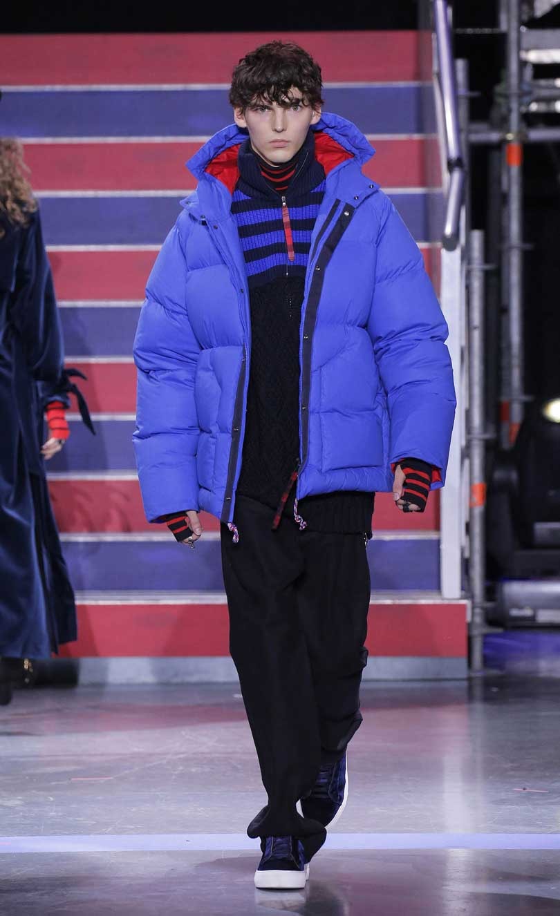 Tommy Hilfiger 'Rock Circus' closes London Fashion Week Tommy Hilfiger 'Rock Circus' closes London Fashion Week