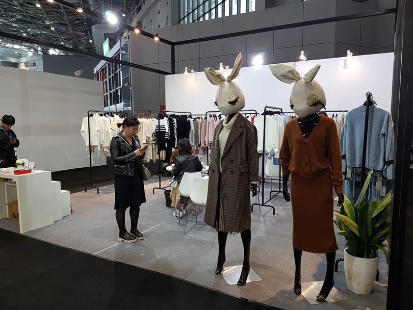 Opportunities & obstacles for fashion companies looking to do business in China Opportunities & obstacles for fashion companies looking to do business in China