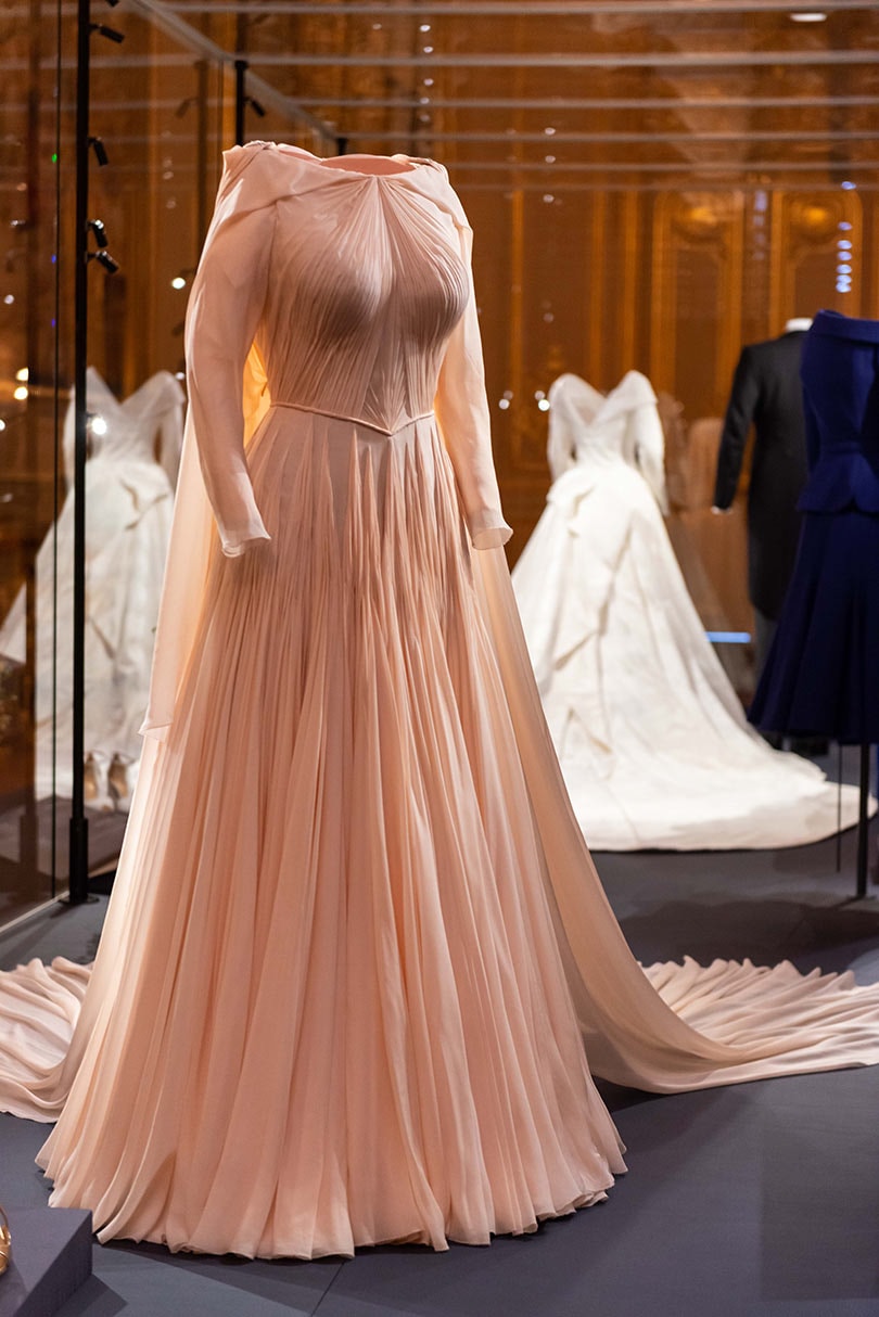 Princess Eugenie’s wedding dress goes on display Princess Eugenie’s wedding dress goes on display