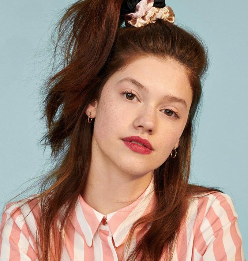 These are the most popular ‘90s accessories in the US and UK These are the most popular ‘90s accessories in the US and UK